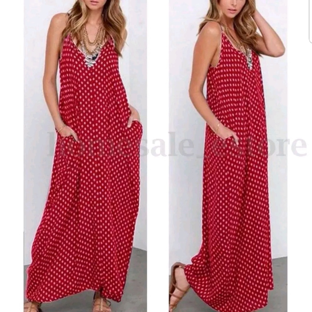 Summer Maxi Dress NWT Pockets and Adjustable Strap